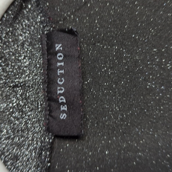 Shimmering ensemble - Picture 4 of 15